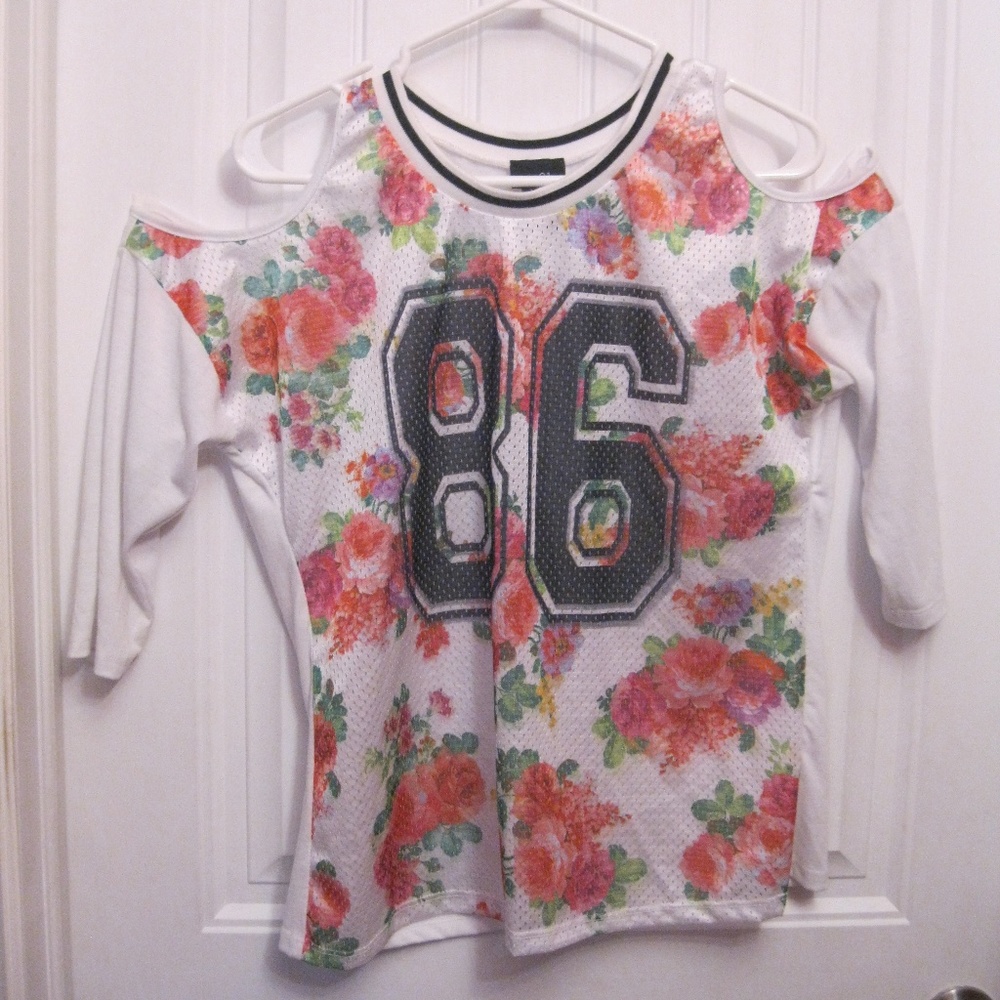 4/$20 🍁 Rue21 Off the Shoulder Top Sheer Front